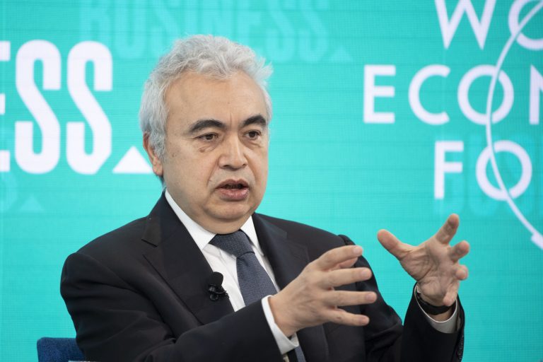 Avertismentul liderului AIE: Criza aprovizionării cu petrol se va intensifica în aprilie. Raționalizarea energiei ar putea fi impusă curând în multe țări.