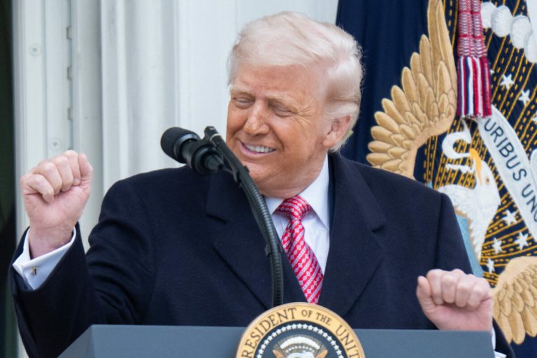 Controverse generate de Trump. Ce a făcut președintele SUA de Paște