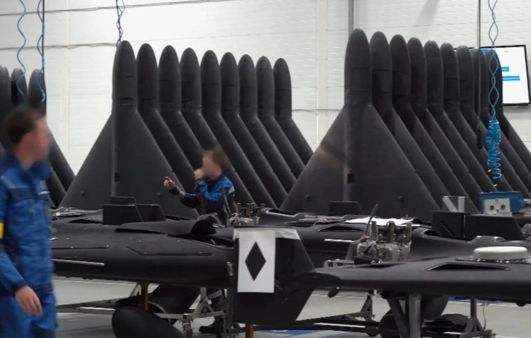Europa rămâne în urmă în competiția dronelor: tehnologia avansează mai repede decât pot achiziționa guvernele.