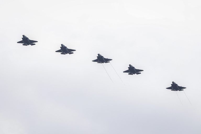 Iranul anunță că mai multe „aeronave inamice” au fost distruse în timpul operațiunii de salvare a pilotului american.