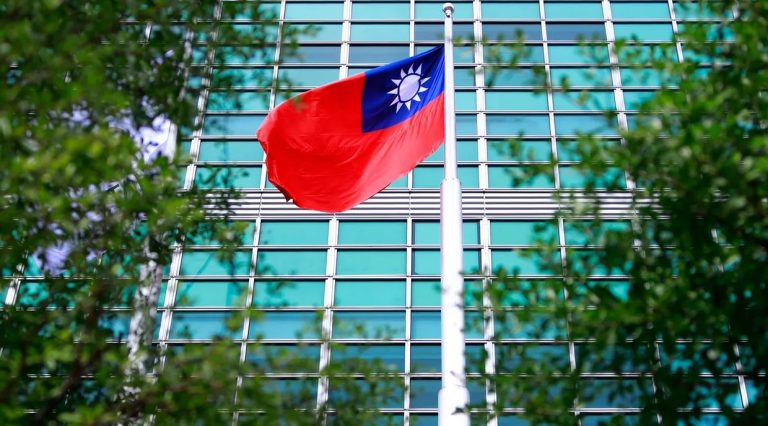 Lidera opoziției din Taiwan afirmă că vizita în China va planta „semințele păcii”