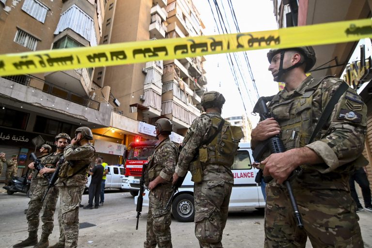 Locuitorii din sudul Beirutului, evacuați. Armata israeliană anunță noi atacuri împotriva grupării Hezbollah.