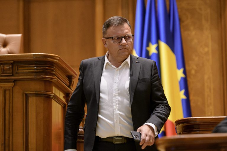 Marius Budăi: „Anumiți colegi de la PNL și USR au identificat un nou pericol pentru România: scaunele din Guvern s-ar putea rearanja”