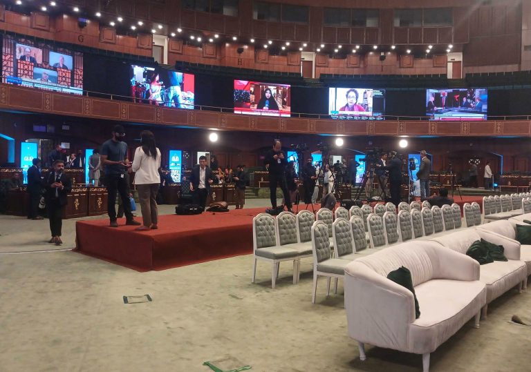 Mediatorii avansează în procesul de prelungire a armistițiului între SUA și Iran