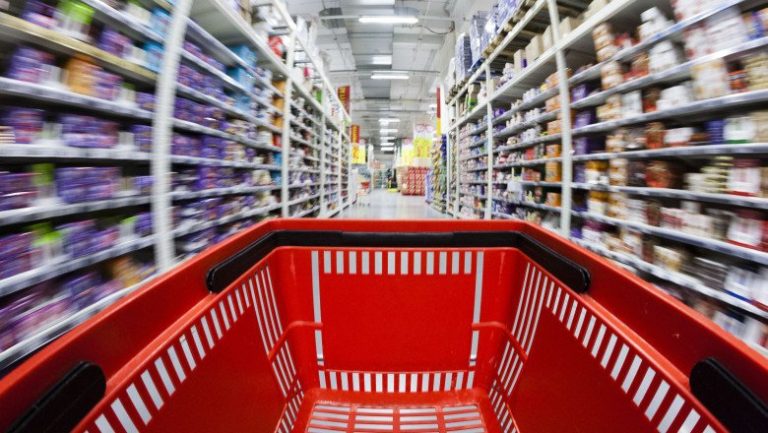 Noi creșteri de prețuri după Paște. Președintele Federației Patronale Române din Industria Alimentară: Nu avem altă soluție.