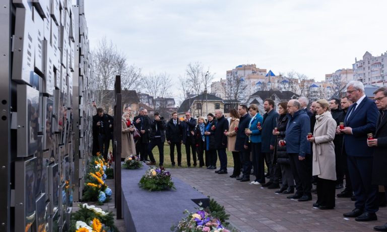 Oana Țoiu, vizită în Ucraina, la 4 ani de la masacrul de la Bucșa