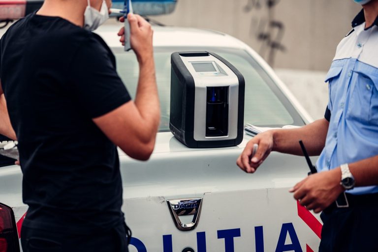 Ofițer de la o unitate de blindate, prins drogat la volan: Tribunalul Militar Iași l-a condamnat și l-a exclus din Armată. „Am consumat din curiozitate.”