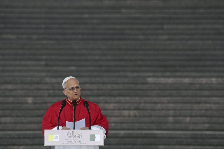 Papa Leon al XIV-lea, Liturghie istorică în Algeria: Mesaj de pace într-o țară predominant musulmană.