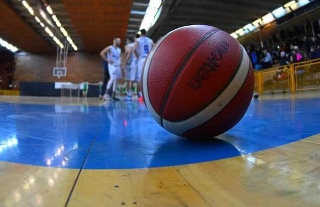 Politehnica Iași a fost învinsă drastic acasă de o echipă de studenți și a rămas fără nicio victorie și după etapa a douăsprezecea a ultimei divizii.