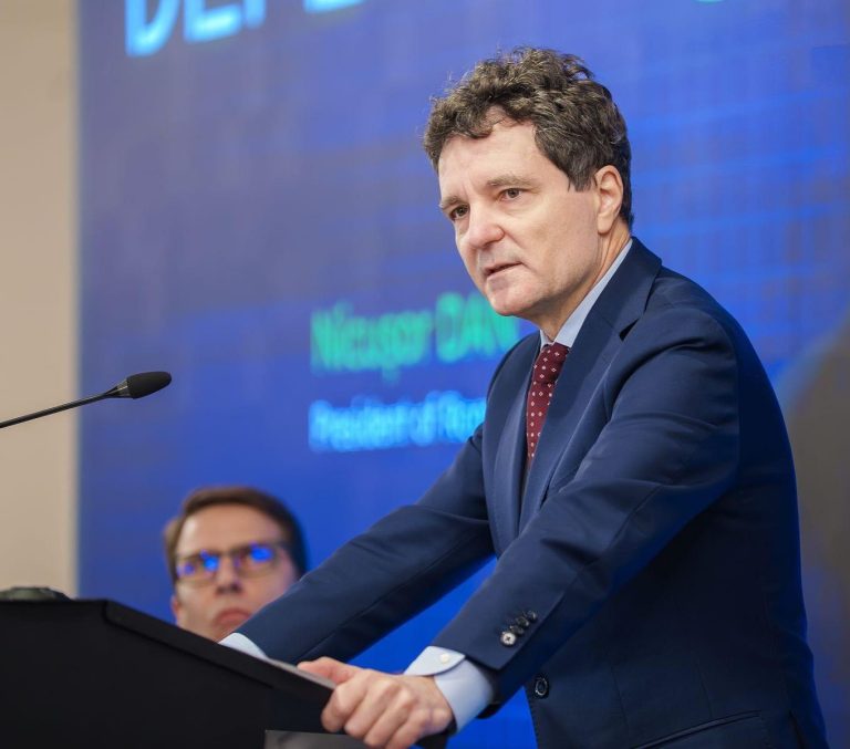 Președintele Nicușor Dan va ține o conferință de presă la ora 19:00.