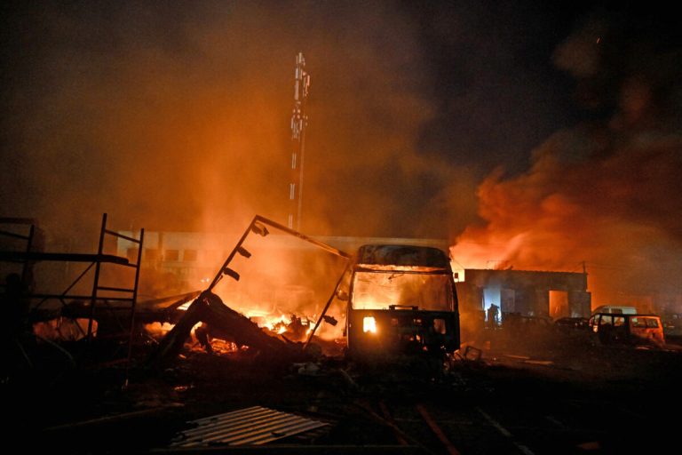 Ucraina. Atacuri în serie înainte de Paște: zeci de victime și clădiri civile distruse