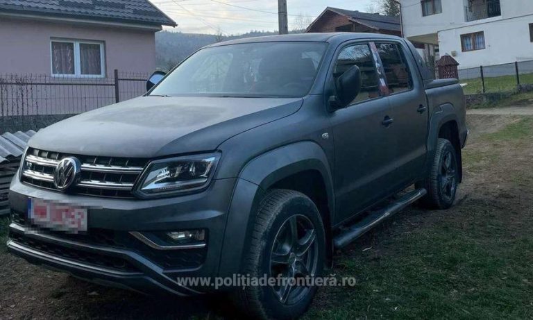 Un autoturism furat din Italia, înmatriculat în Belgia și condus de un bulgar, descoperit la frontieră, în Iași. Ce a declarat bărbatul polițiștilor.