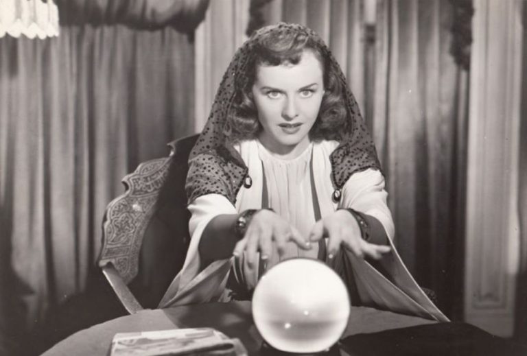 Epidemie, morminte și enigme. Orașul era afectat – de tifos, de gelozie și de naivitate. Ce informații publica presa locală acum exact acum 100 de ani?