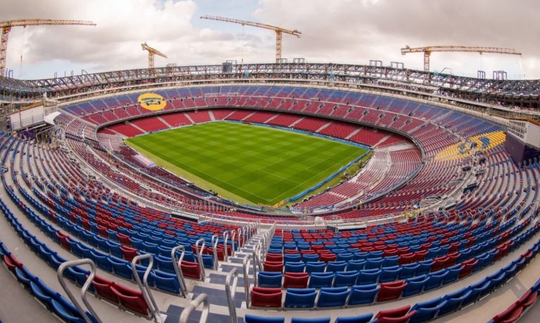 Schimbări surprinzătoare pe Google Maps: stadioanele lui Real Madrid și Barcelona, redenumite în bătaie de joc.