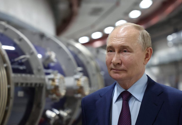 Vladimir Putin, reacție după incidentul din Galați: „Cine afirmă că este o dronă rusească?”