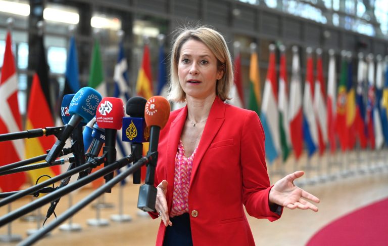 Kaja Kallas afirmă că China a instruit trupe ruse pentru a participa la războiul din Ucraina.