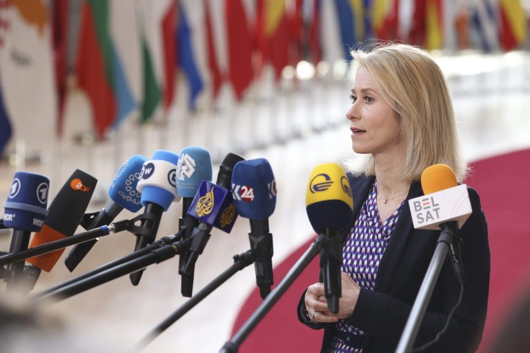 Kaja Kallas răspunde propunerii franceze de desființare a serviciului diplomatic al UE. Cum își apără instituția