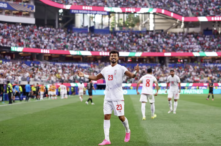 Spectacol în grupa G. Iranul a revenit de două ori pe tabelă și a obținut un punct în fața Noii Zeelande.
