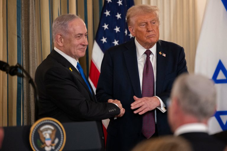 Trump îl critică pe Netanyahu în încercarea de a ajunge la un acord cu Iranul.