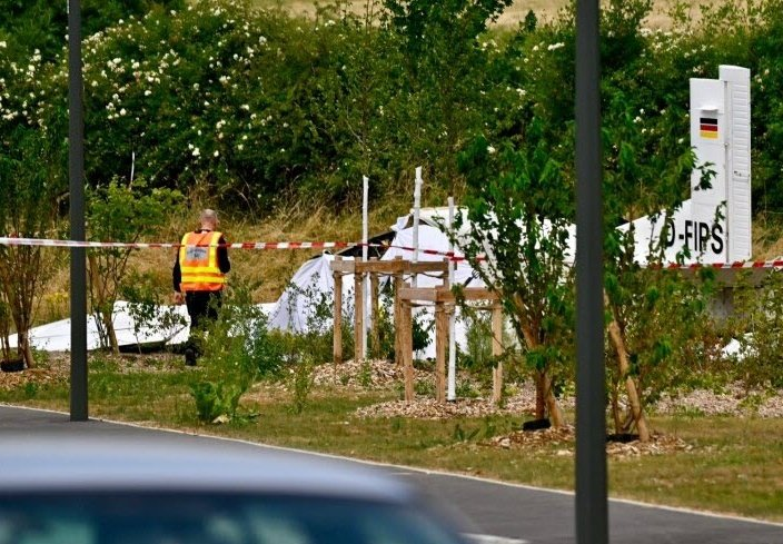 Un avion de mici dimensiuni s-a prăbușit în estul Franței, toate cele 11 persoane de la bord pierzându-și viața.
