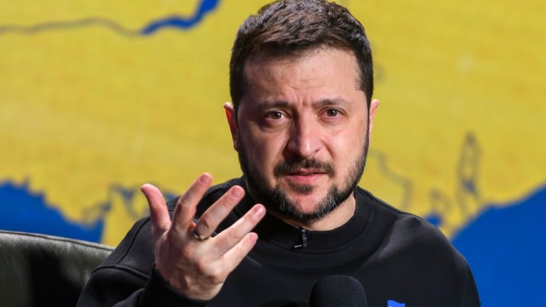 Zelenski solicită urgent fonduri pentru noi sisteme Patriot și rachete interceptoare.