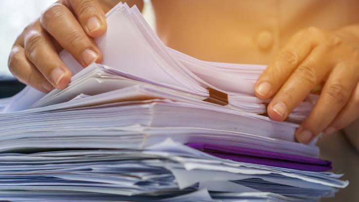 Absolvenții pot consulta lucrările de la Bacalaureat 2026 înainte de a depune contestații: procedura completă, calendarul și regulile de evaluare
