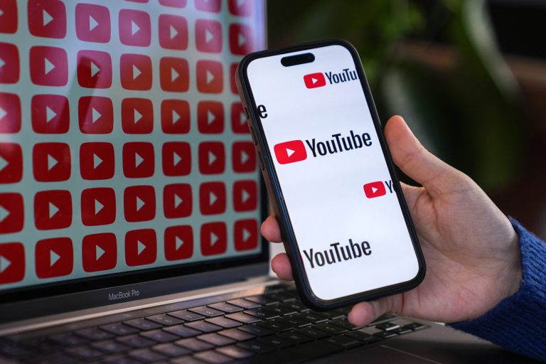Au început cu o idee și au devenit miliardari. Povestea fascinantă din spatele giganților Instagram și YouTube.