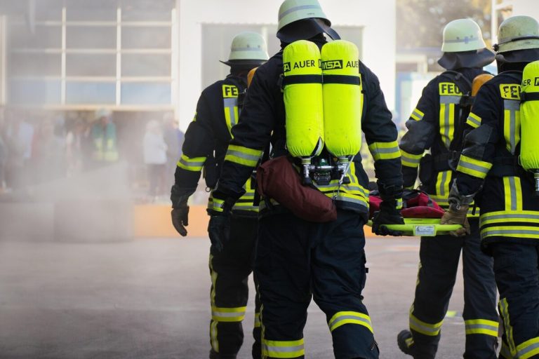 Doi pacienți și-au pierdut viața, iar 34 au fost răniți într-un incendiu la un spital din Germania.