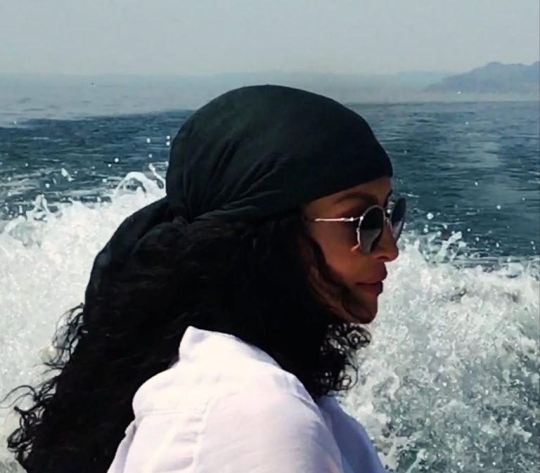 Mihaela Rădulescu, mesaj după noaptea terifiantă din Monaco. Vedeta a împărtășit apelul Prințului Albert în urma atacului cu bombă care a zguduit Principatul.