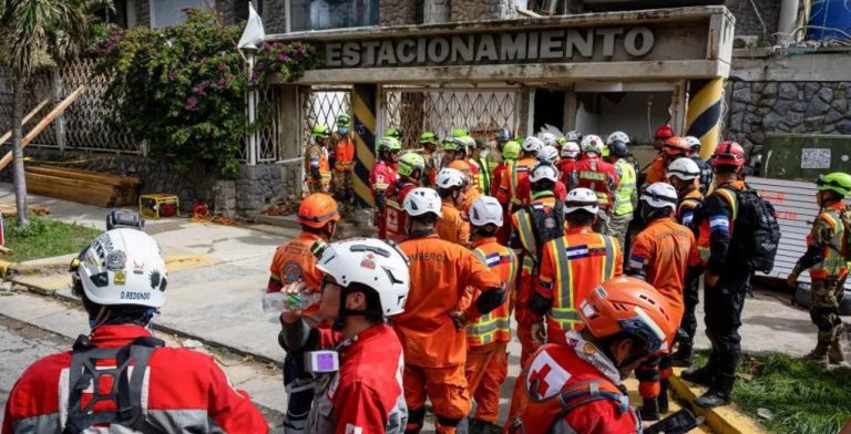 Povestea de supraviețuire care depășește orice film / Un paznic prins sub ruinele devastate de cutremurele din Venezuela a fost salvat după 8 zile