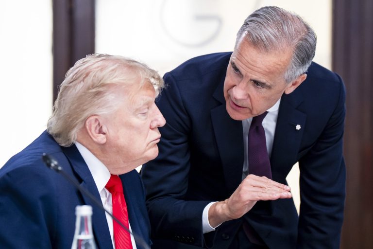 Canada încearcă să evite taxe vamale de 50%. Carney a discutat cu Trump.