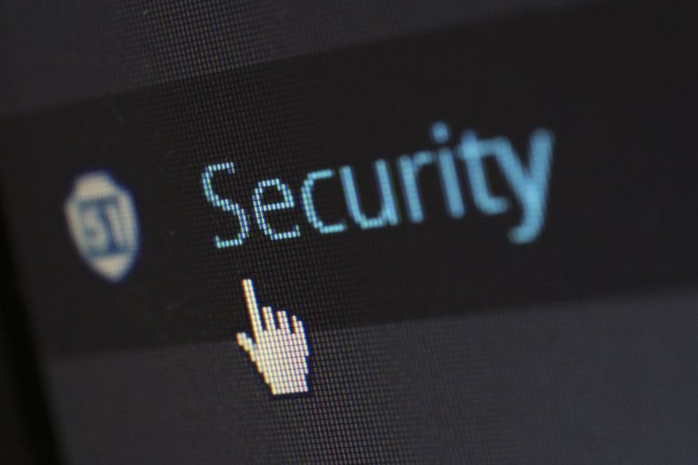 Datele a milioane de elevi din Franța ar fi fost compromise de hackeri. Același grup revendică și atacul asupra autorităților fiscale.