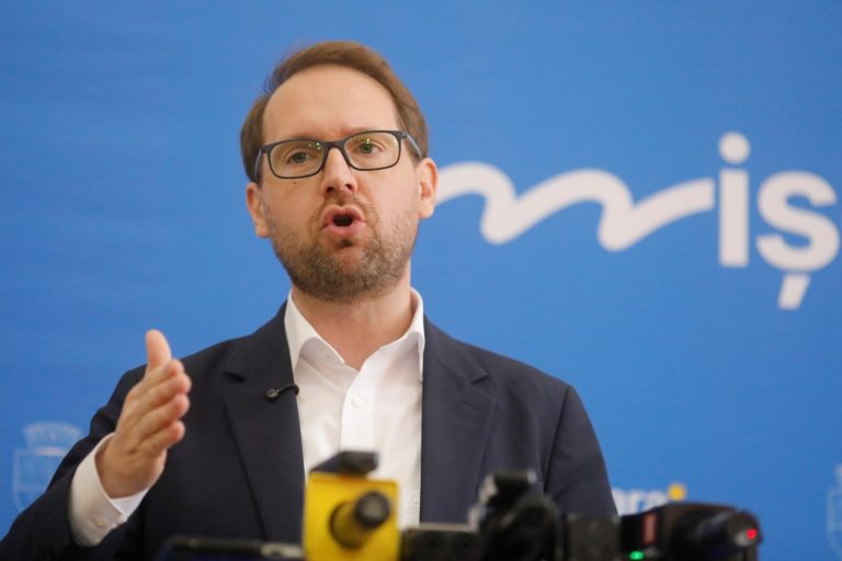 Dominic Fritz acuză PSD, PNL și UDMR după votul din Camera Deputaților: „A fost aprobată legea ANI cu amendamentul anti-Timișoara”
