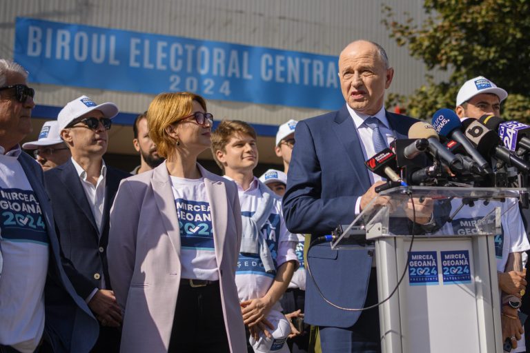 Fosta purtătoare de cuvânt a campaniei lui Mircea Geoană ar putea prelua conducerea PNL Sector 2. Sanda Nicola, propusă pentru funcția de șefă interimară.
