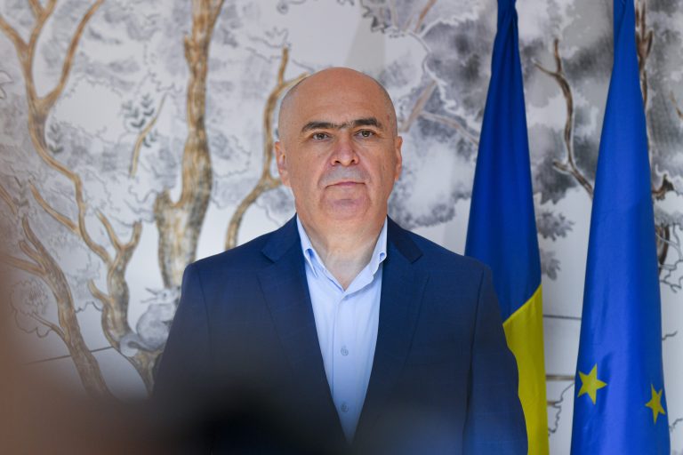 Ilie Bolojan, critici severe la adresa lui Bogdan Ivan pentru mesajul privind criza energetică: A anunța că vom intra în blackout este o dovadă de iresponsabilitate