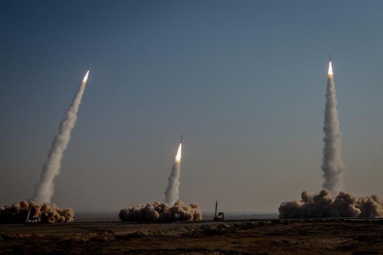 FT: Iranul consideră posibilitatea unor atacuri asupra țintelor militare din Europa dacă Trump intensifică conflictul