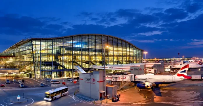 A treia pistă a Aeroportului Heathrow ar putea întârzia patru ani