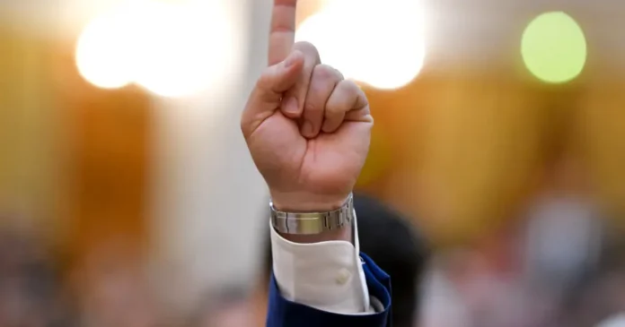 AUR conduce detașat în intenția de vot pentru parlamentare. PSD și PNL, la distanță
