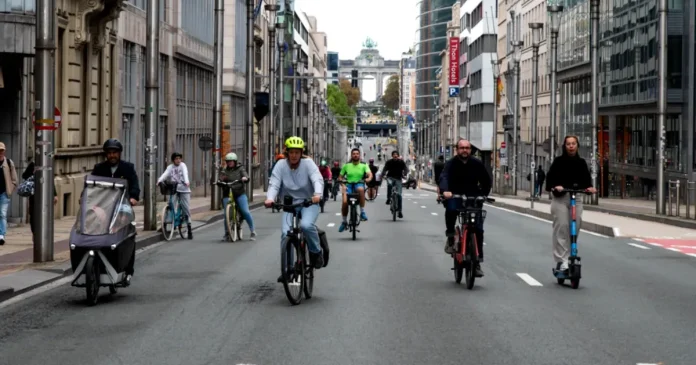 Bruxelles interzice mașinile o zi. Capitala UE vrea să dubleze experimentul din 2027