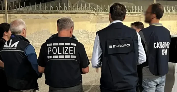 Camorra, destructurată în Germania, Italia și Spania. Șase persoane arestate