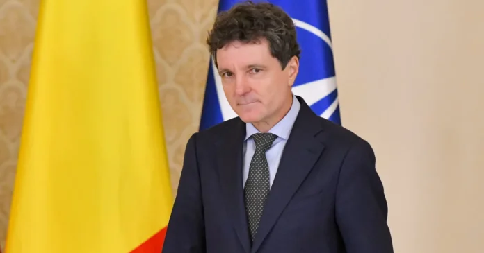 Ce face Nicușor Dan dacă Guvernul Mureșan cade