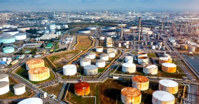 Descoperire chineză: rafinarea reduce consumul de energie cu 91%