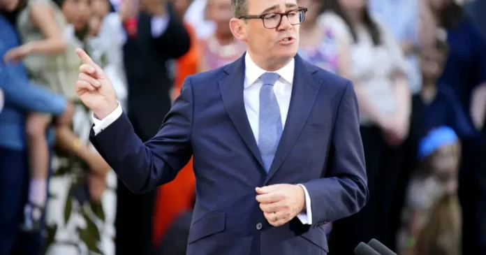 Diplomație pe teren: premierii Marii Britanii și Canadei, la un meci Everton