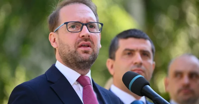 Dominic Fritz: Dacă va fi nevoie de alegeri anticipate, vom merge