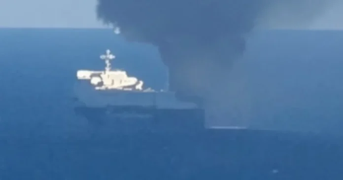 Incendiu pe un feribot în apropiere de Mykonos. La bord se aflau 29 de persoane