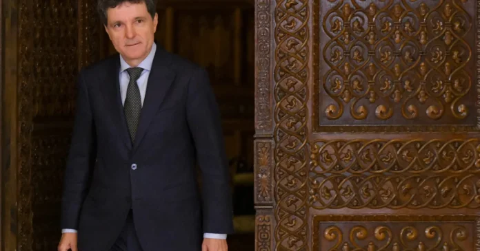 Nicușor Dan, zbor în SUA cu avionul folosit de Iohannis. Costul curselor prezidențiale