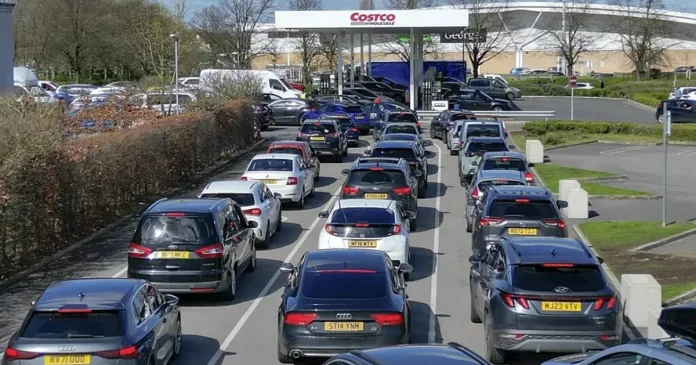 Prețul motorinei în Marea Britanie atinge un nou record, depășind nivelul din 2022