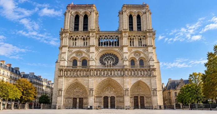 Șantierul de la Notre-Dame se suspendă pentru vizita Papei Leon al XIV-lea