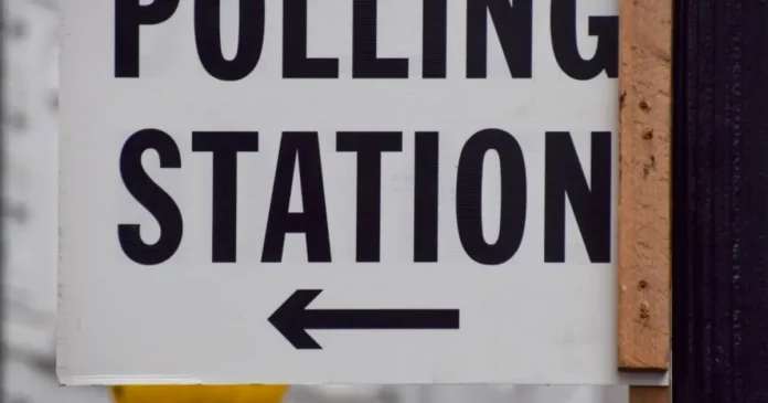 Sat englez votează să iasă din Regatul Unit din cauza unui centru de azil