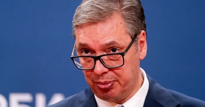 Vučić renunță la președinție și intră în cursa pentru Guvern. Alegeri pe 25 octombrie